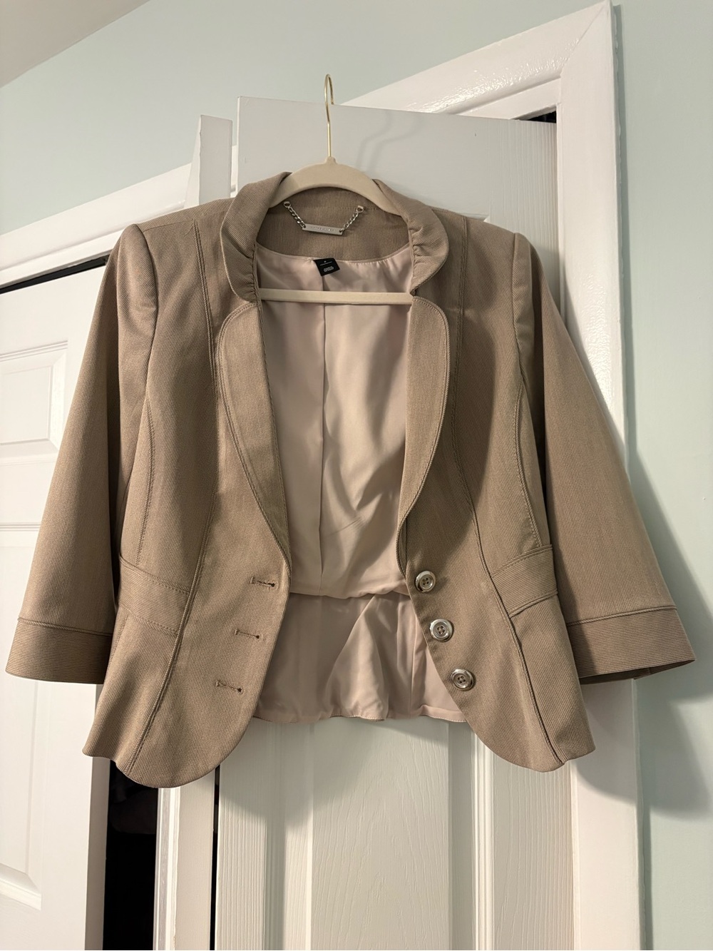 White House Black Market Cropped Taupe Blazer, Vintage